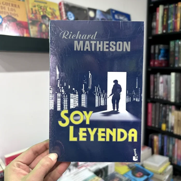 Fotografía de la portada del Libro Soy leyenda 9788445003961